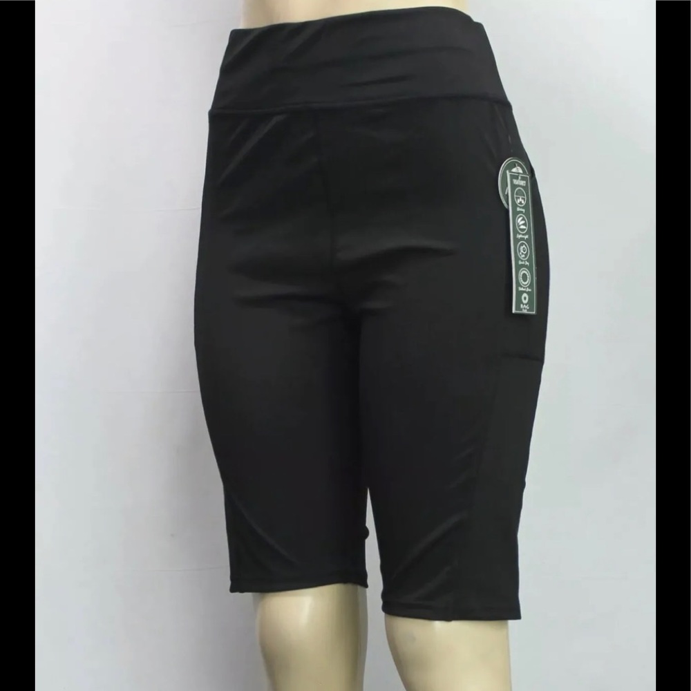 R.A.G. Plus Women 11” Biker Shorts Leggings Stretch Black Side Pockets Sz 3X NWT